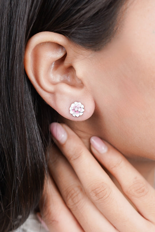 Product Picture on model