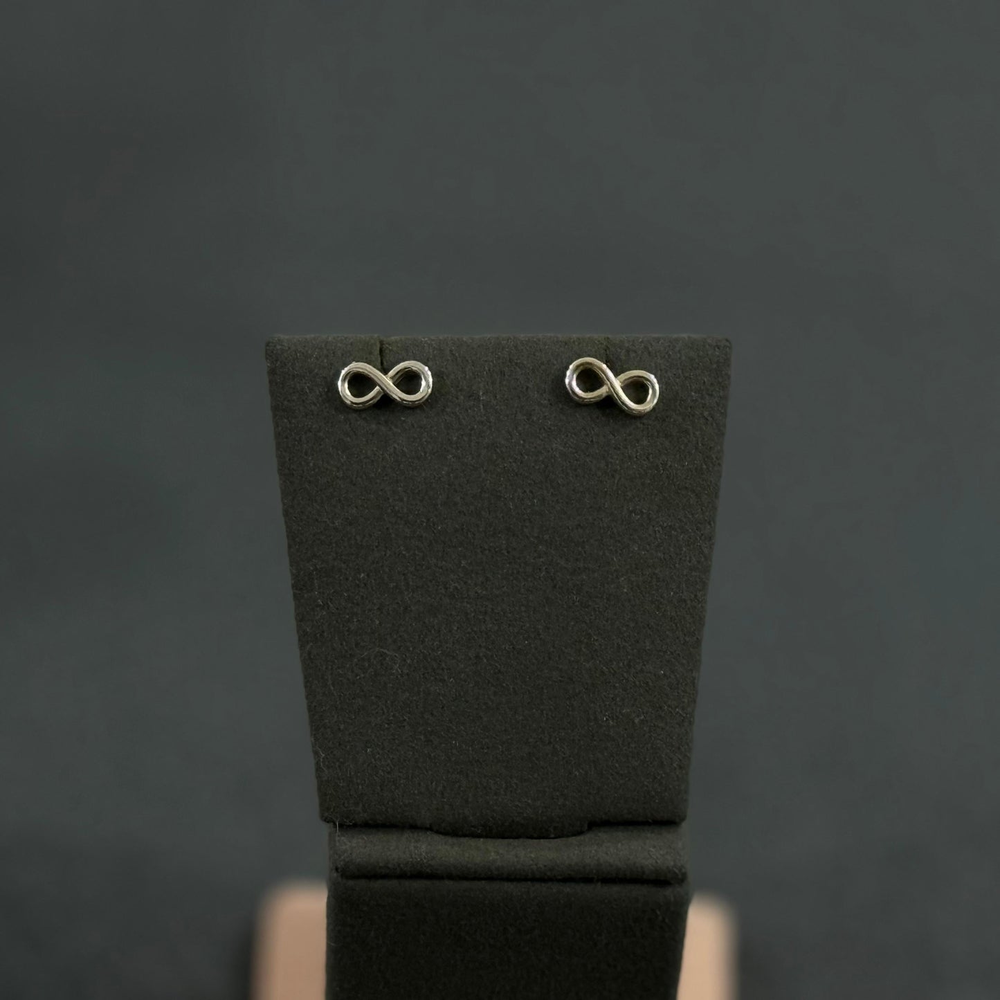 Infinity Studs (South Screw Back)