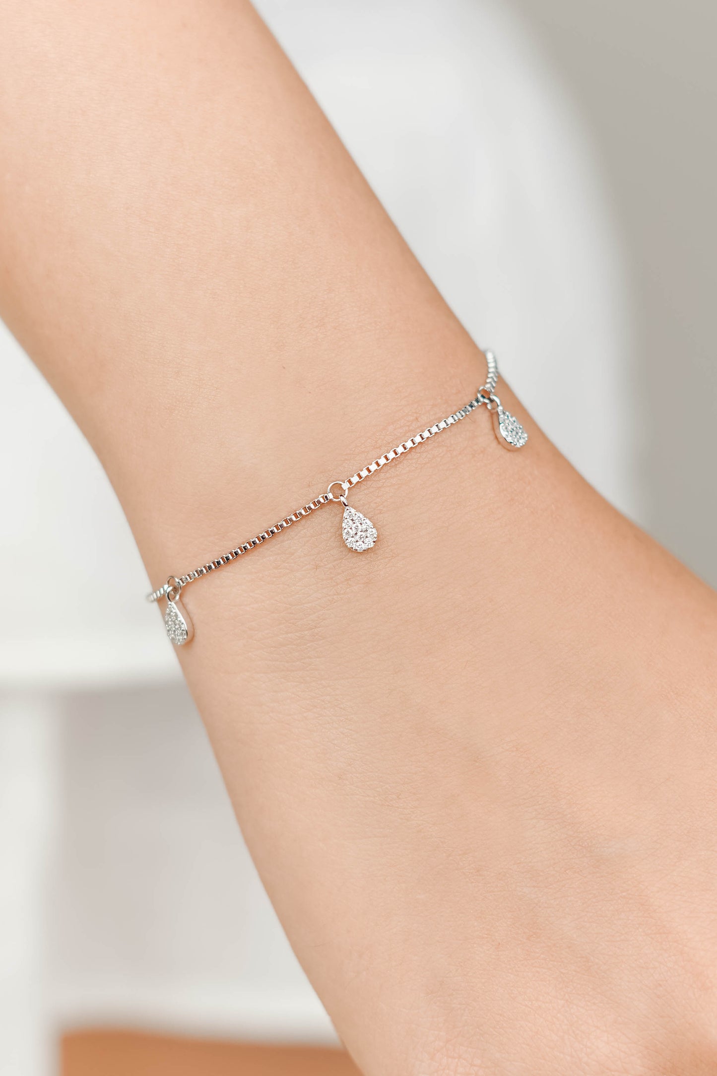 Crystal Drops Chain Bracelet