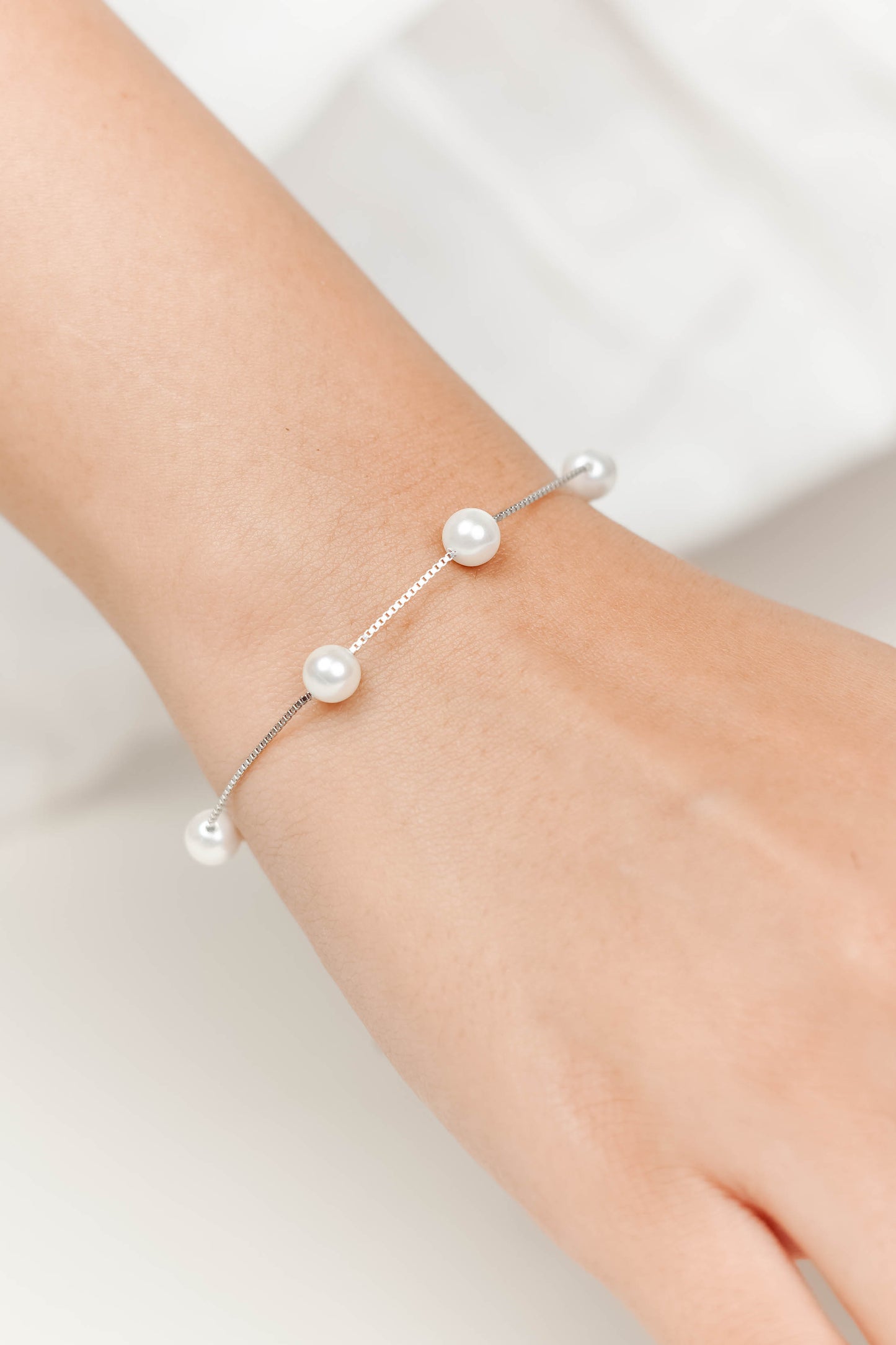 Cosmic Pearls Chain Bracelet